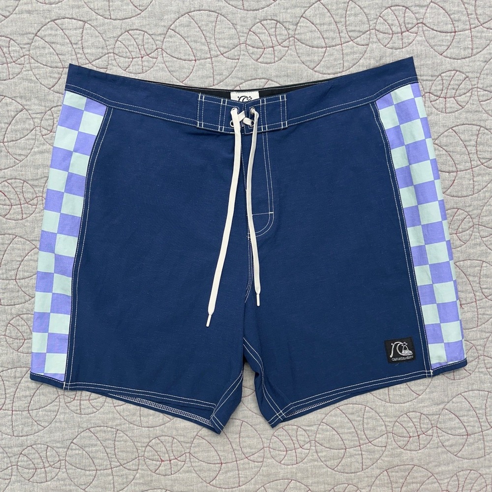 Quiksilver Boardshorts Navy Blue Checkered Side Panels / Mens 38
